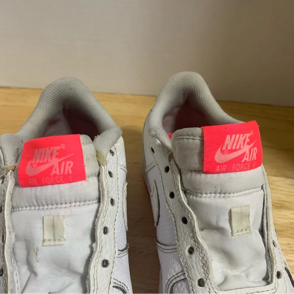 Nike Air Force 1 Low '07, White / Pink ‎ Size 4Y # A02298-101